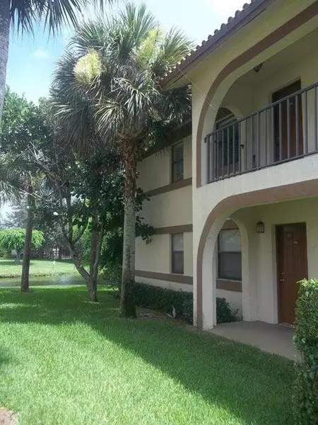 3 Via De Casas Sur 101, Boynton Beach, FL 33426