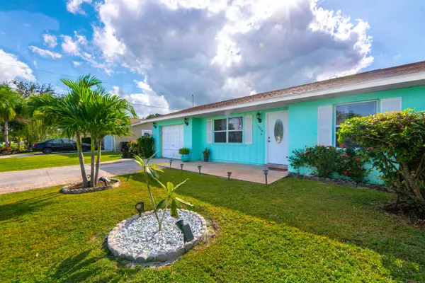 Port Saint Lucie, FL 34984,1974 SW SW Aquarius LN