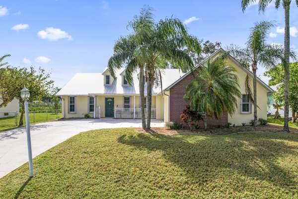 4575 NW Gimlet AVE, Port Saint Lucie, FL 34983