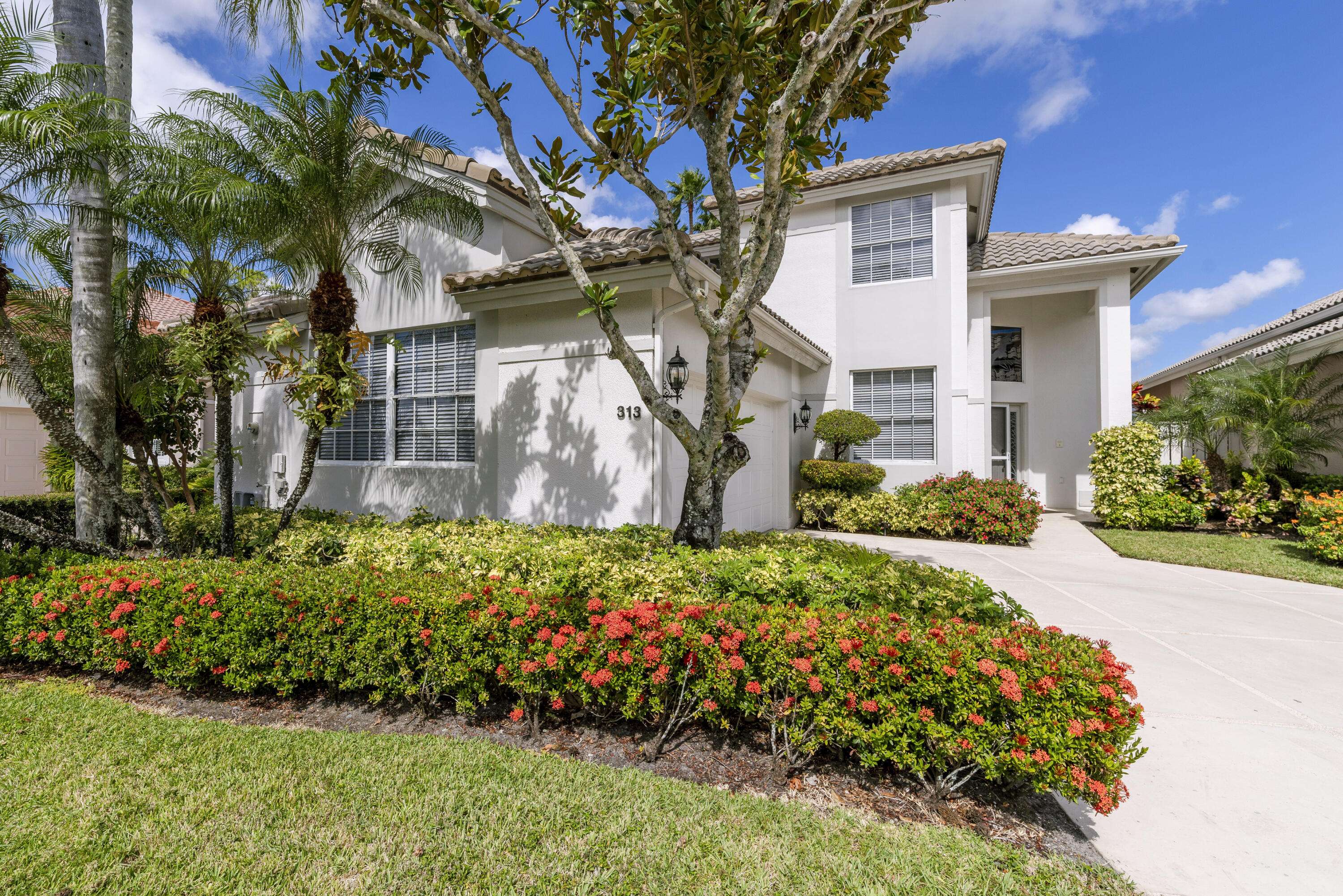 Palm Beach Gardens, FL 33418,313 Eagleton Golf DR