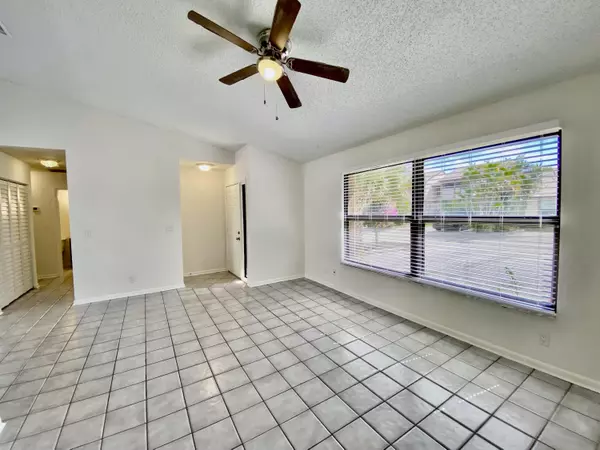 Jupiter, FL 33458,108 Sherwood CIR 3a