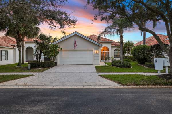 4794 Orchard LN, Delray Beach, FL 33445