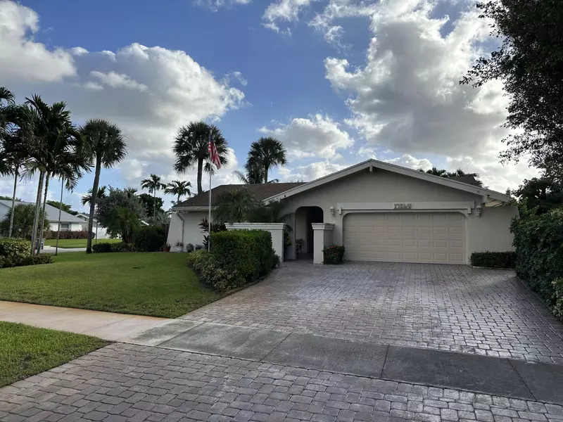 17564 Weeping Willow TRL, Boca Raton, FL 33487