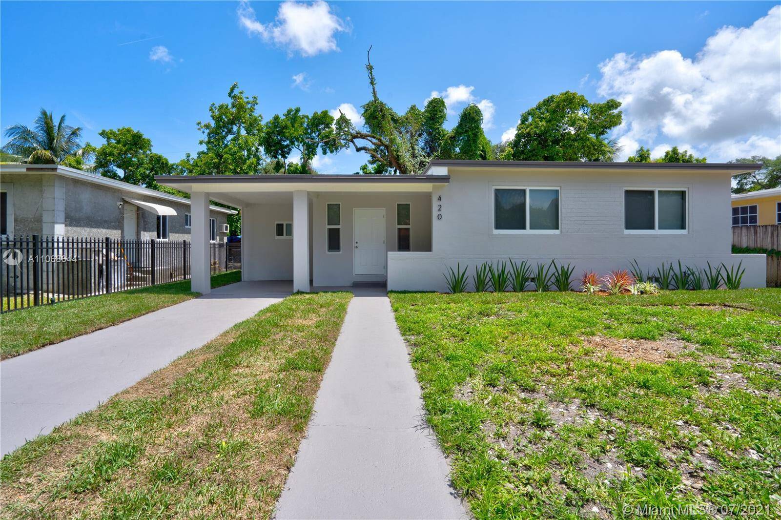 Miami, FL 33162,420 NE 164th TER