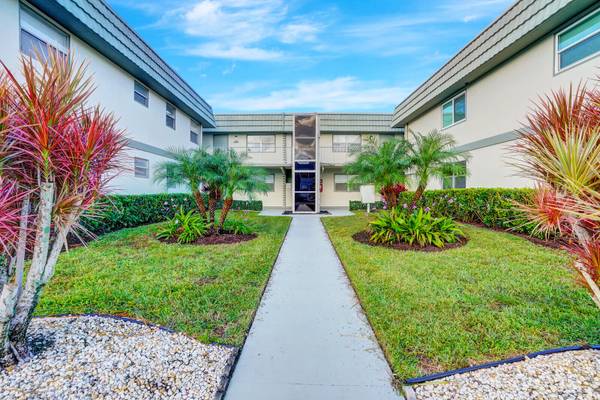 229 Monaco E, Delray Beach, FL 33446