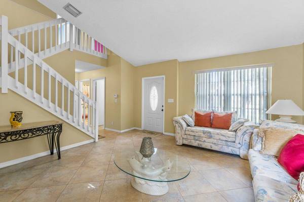 Royal Palm Beach, FL 33411,110 Cypress LN