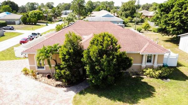 1238 SW Jacqueline AVE, Port Saint Lucie, FL 34953