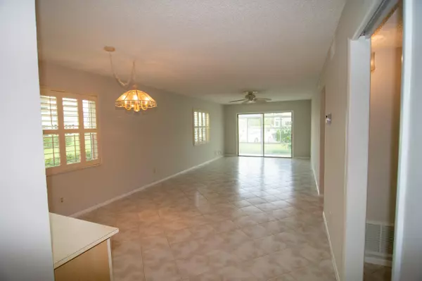 Port Saint Lucie, FL 34952,7 Lake Vista TRL 102