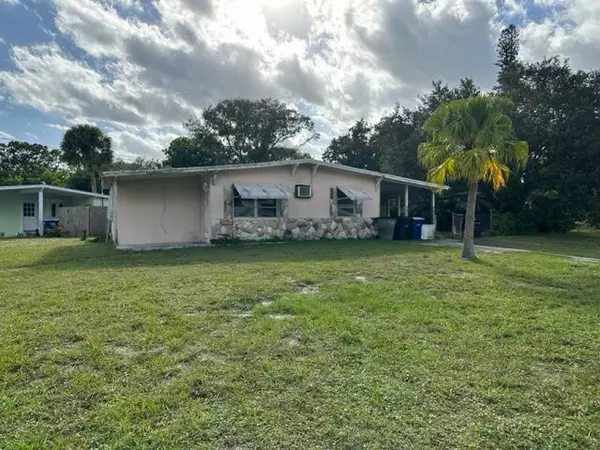 2011 Golfview CT, Fort Pierce, FL 34950