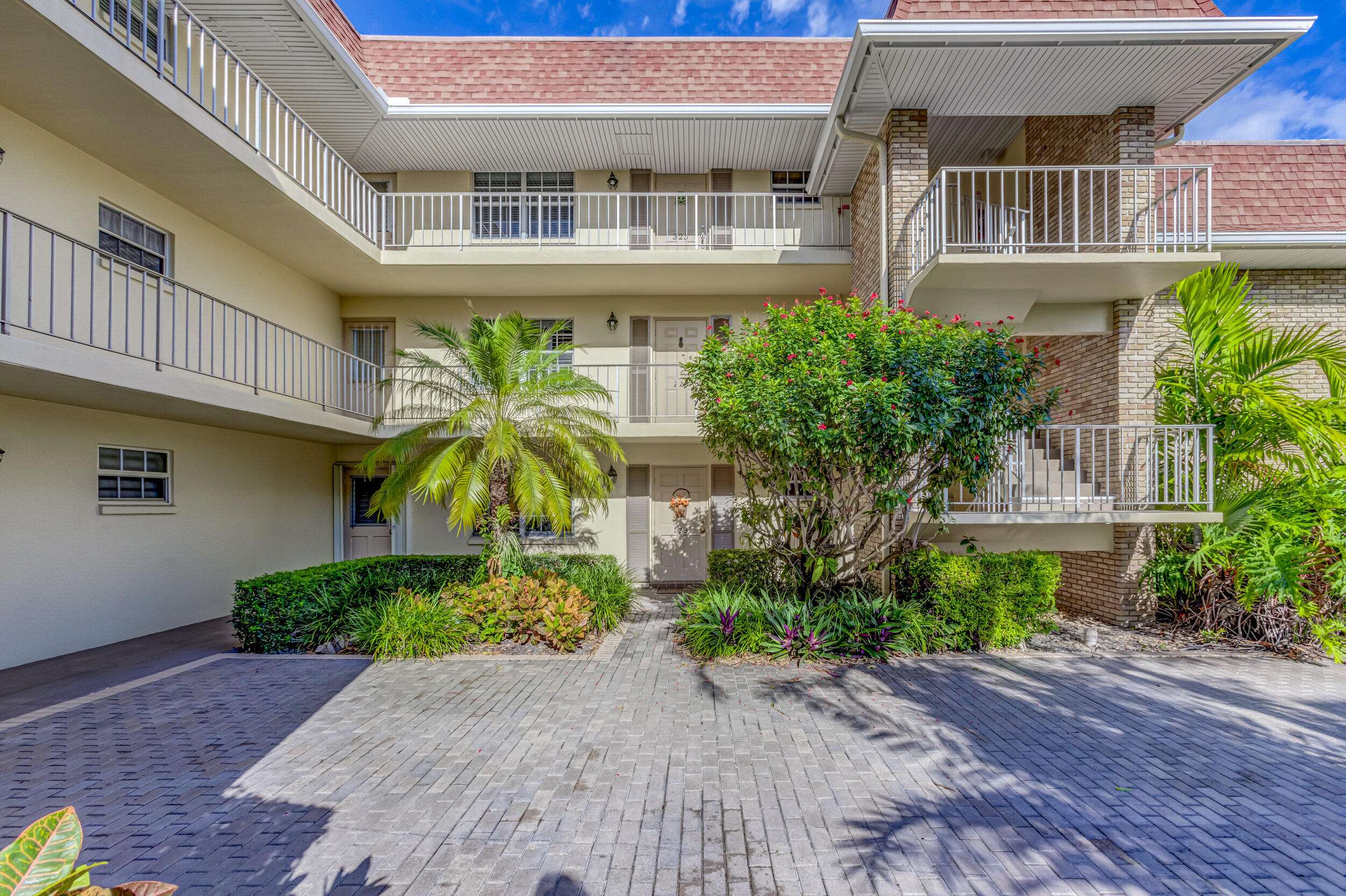 Palm Beach Gardens, FL 33418,5560 Tamberlane CIR 223