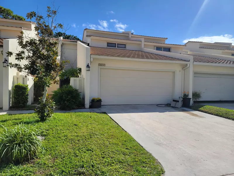 7013 Edgemere TER, Palm Beach Gardens, FL 33410