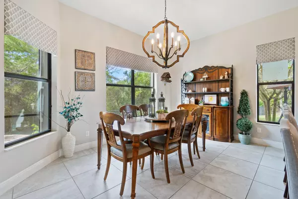 Jensen Beach, FL 34957,1140 NE Savannah Oaks WAY