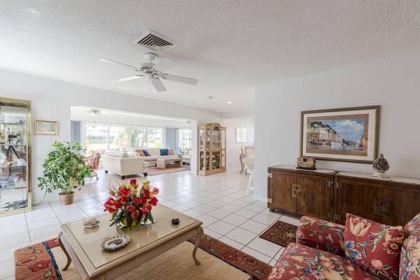 Atlantis, FL 33462,127 Driftwood CIR