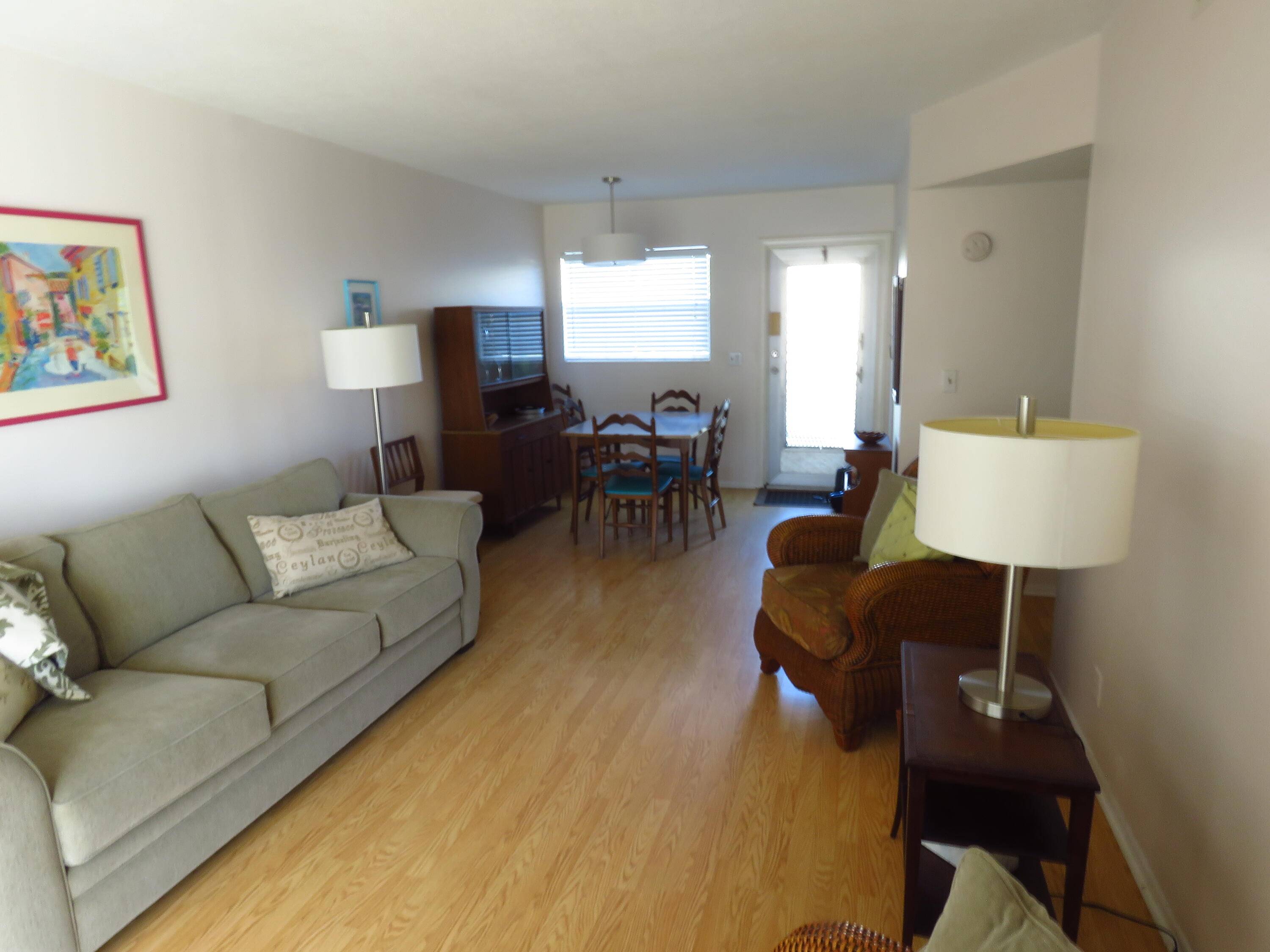 Boynton Beach, FL 33435,2131 NE 1st CT 103