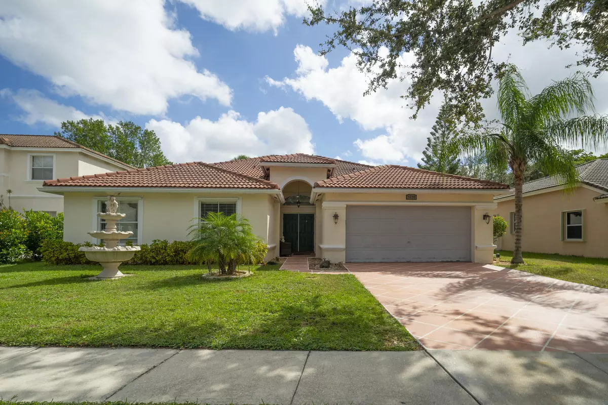 Lake Worth, FL 33463,5750 La Gorce CIR