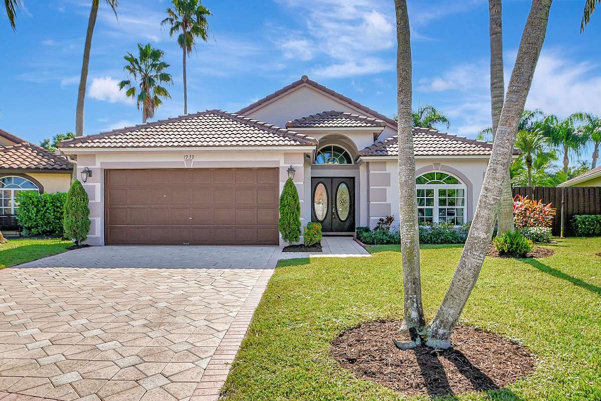 Wellington, FL 33414,1939 Oak Berry CIR