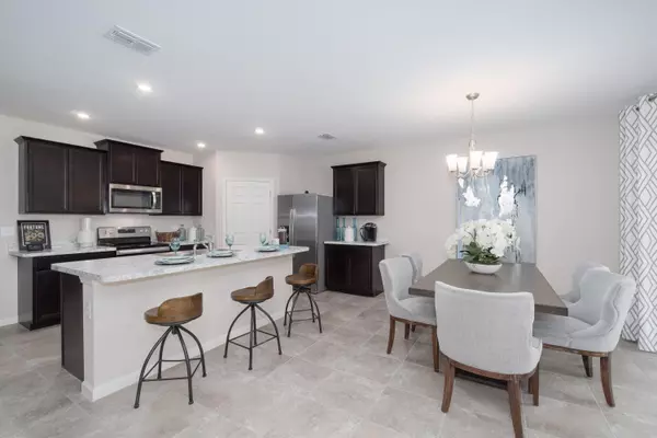 Port Saint Lucie, FL 34952,762 Altura ST
