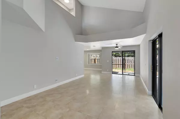 Boynton Beach, FL 33437,9828 Watermill CIR D