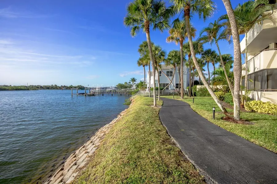 1000 N Us Highway 1 661, Jupiter, FL 33477