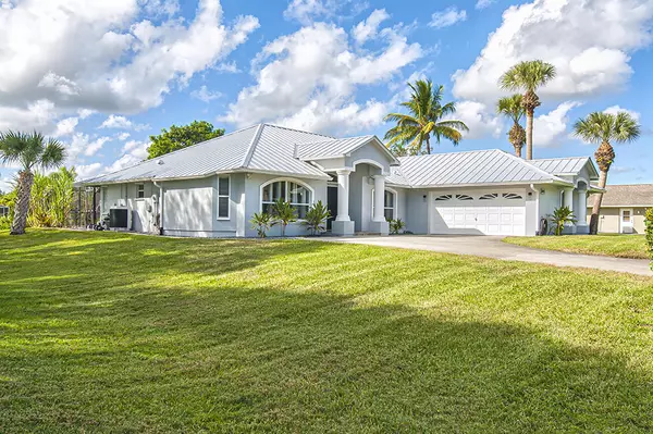 Vero Beach, FL 32968,1035 SW 47th AVE