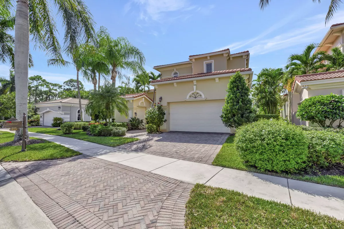 Palm Beach Gardens, FL 33418,179 Viera DR
