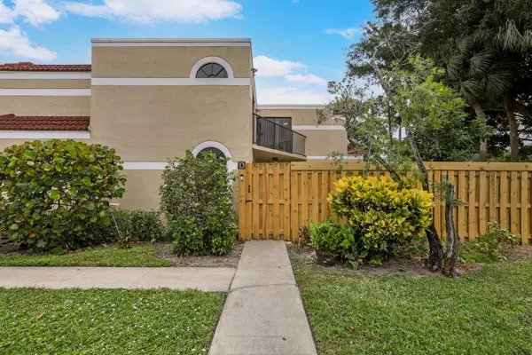 3975 Village DR D, Delray Beach, FL 33445