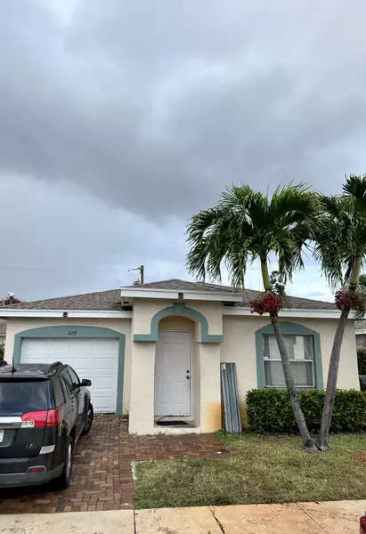 529 E N Ridge CIR, Boynton Beach, FL 33435