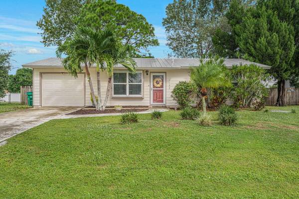 1157 SW Abbey AVE, Port Saint Lucie, FL 34953