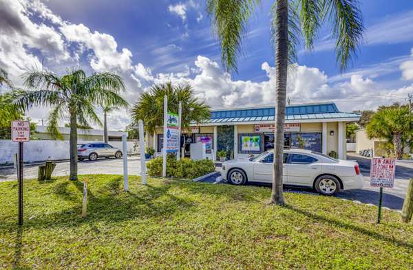 Jupiter, FL 33469,1535 Cypress DR