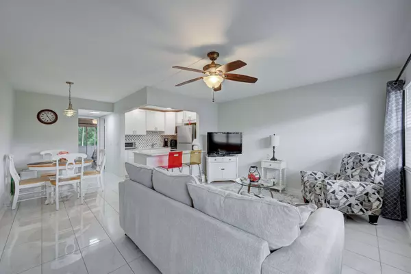 Deerfield Beach, FL 33442,373 Durham L CIR