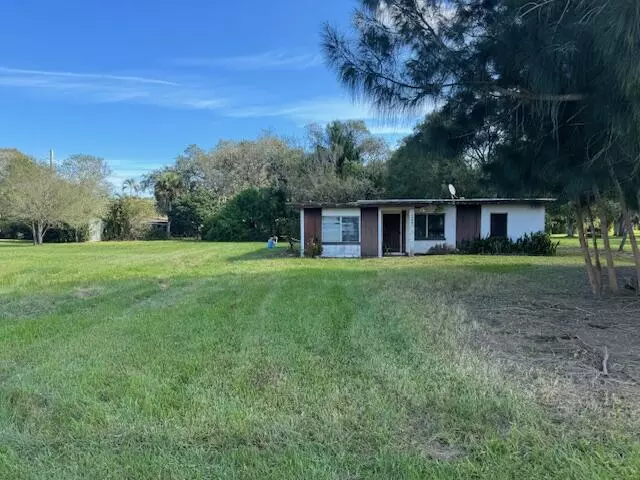 4560 Oleander AVE, Fort Pierce, FL 34982