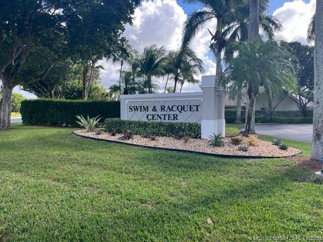 Lake Worth, FL 33463,5970 Newport Village WAY