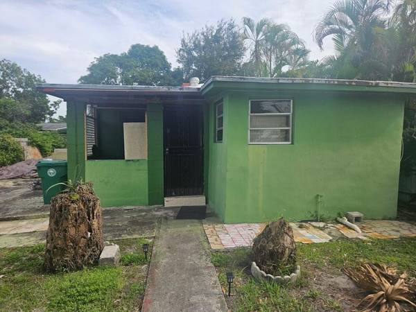 229 SW 49th AVE, Miami, FL 33134