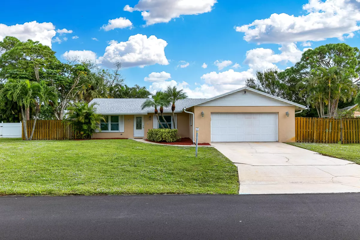 Hobe Sound, FL 33455,8901 SE Sandcastle CIR