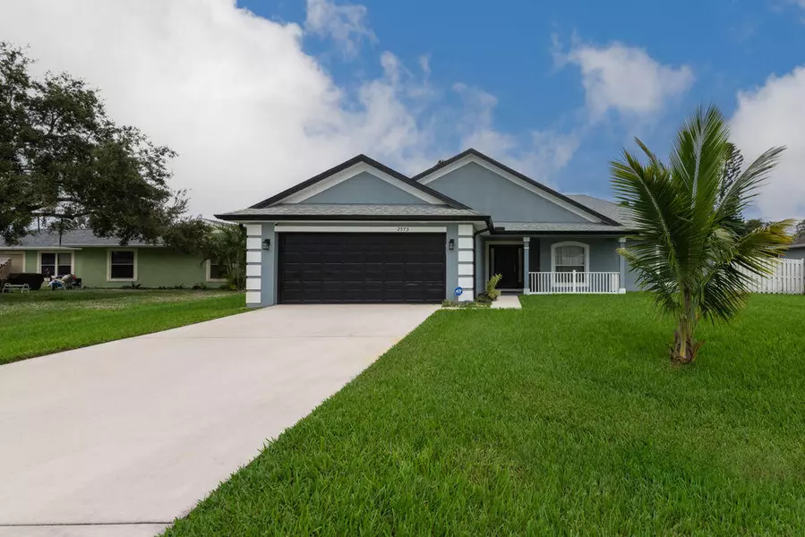 2573 SE Hemsing ST, Port Saint Lucie, FL 34984