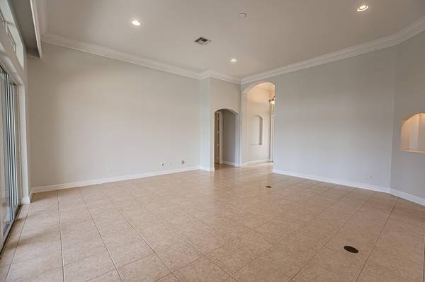 Port Saint Lucie, FL 34986,8908 One Putt PL