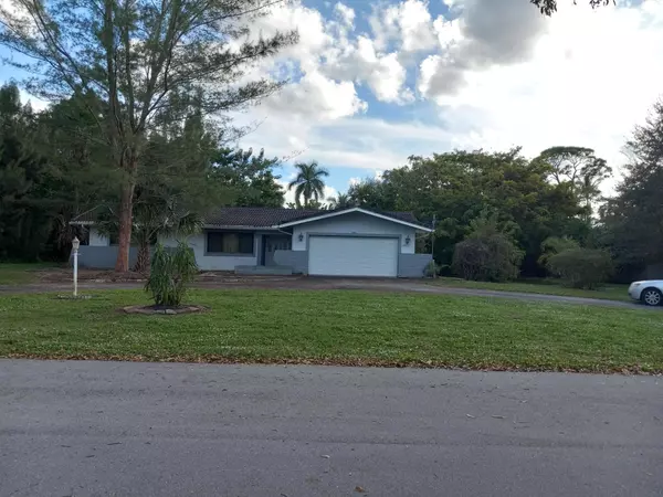 Delray Beach, FL 33445,3892 Frances DR