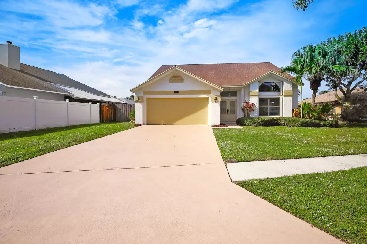 Boynton Beach, FL 33437,6273 Madras CIR