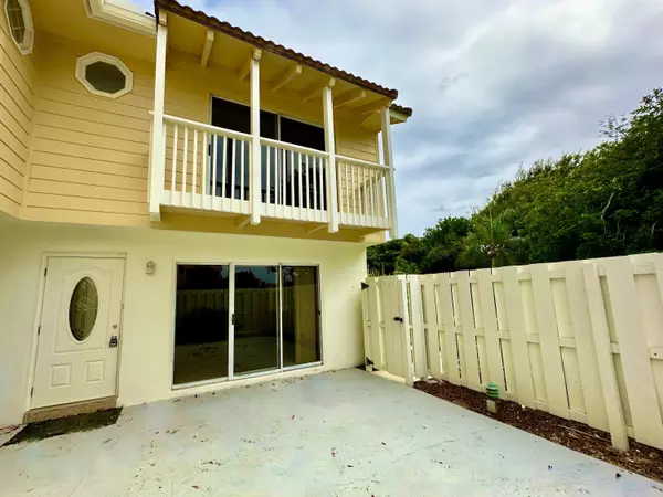 Jupiter, FL 33477,288 Seabreeze CIR