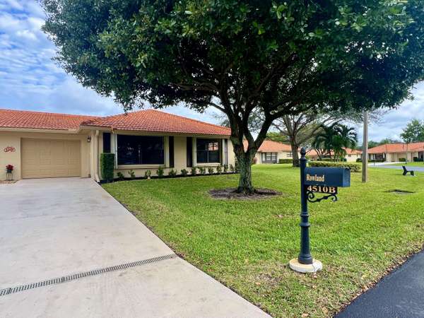 Boynton Beach, FL 33436,4510 Apple Tree CIR B