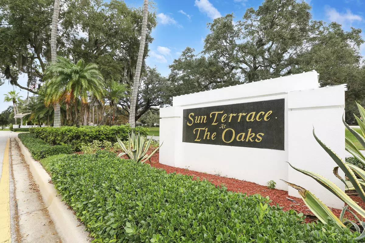 Palm Beach Gardens, FL 33410,1602 Silverleaf Oak CT