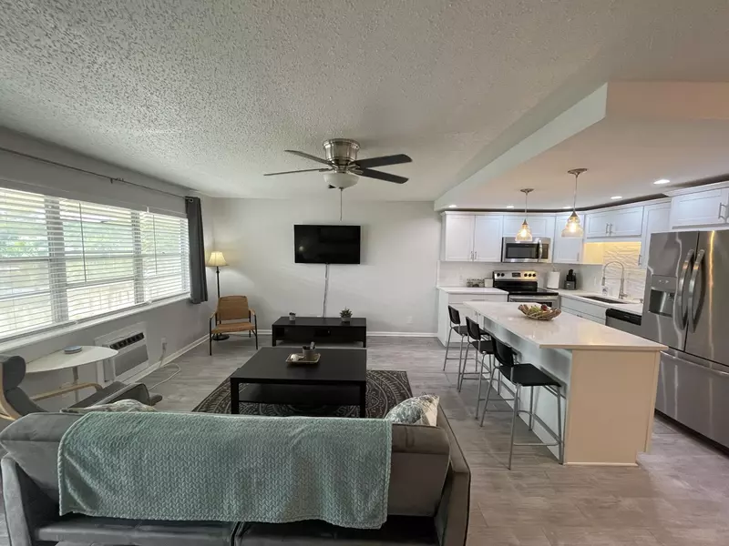 334 Markham O 334, Deerfield Beach, FL 33442