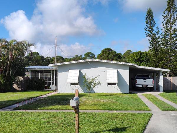 3032 SE Morningside BLVD, Port Saint Lucie, FL 34952