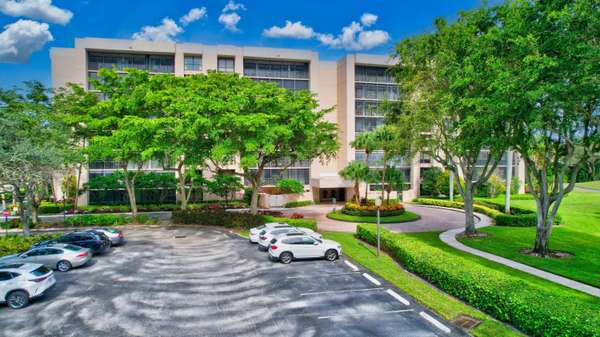 20090 Boca West DR 323, Boca Raton, FL 33434