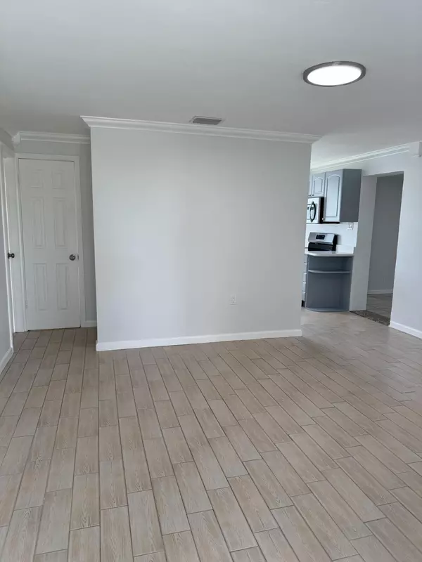 Lake Worth, FL 33462,3478 Artesian DR