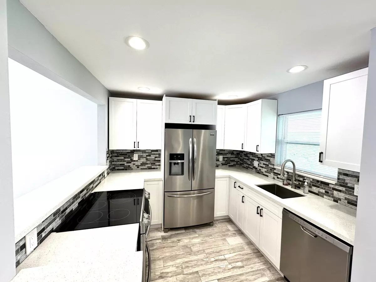 Lighthouse Point, FL 33064,2162 NE 36th ST 46