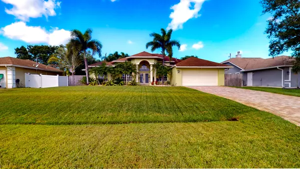 463 SW Ryder RD, Port Saint Lucie, FL 34953