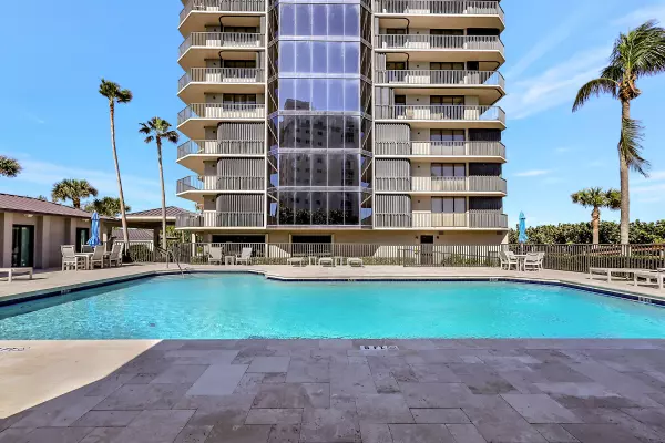 Hutchinson Island, FL 34949,4000 N Highway A1a 602