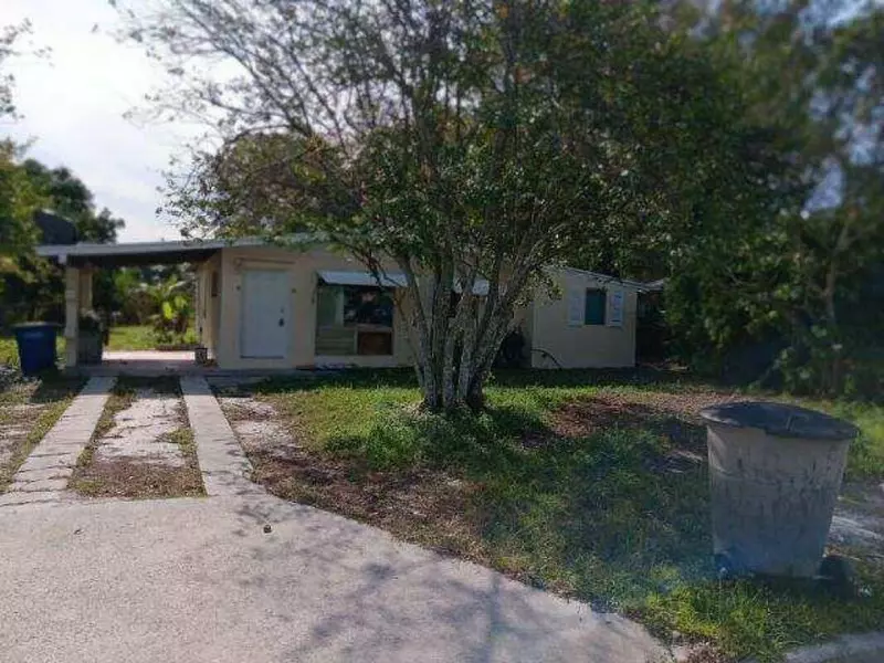 705 Palm AVE, Fort Pierce, FL 34982