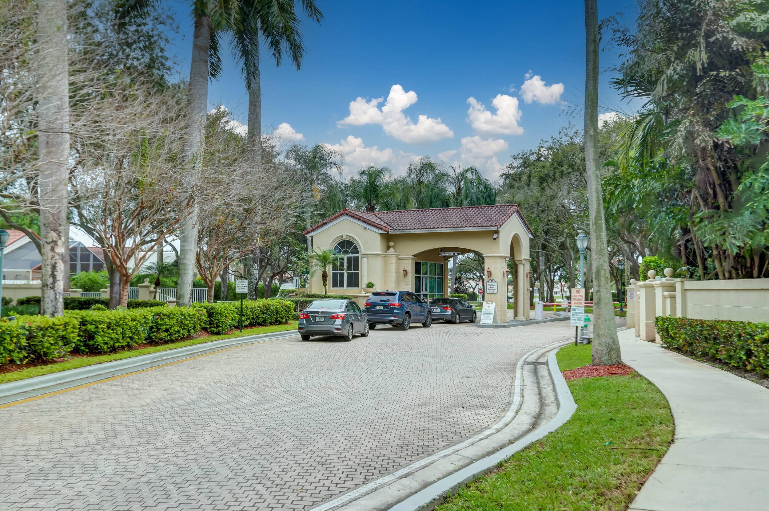 Hollywood, FL 33312,4921 SW 33rd TER
